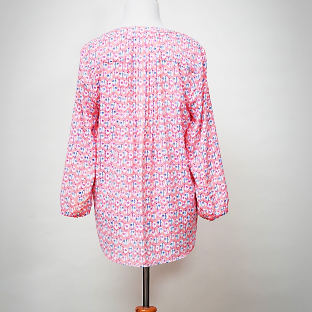 Cute pink patterned work top! - Picture 4 of 4